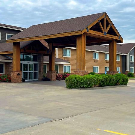 Quality Inn Atchison Bagian luar foto